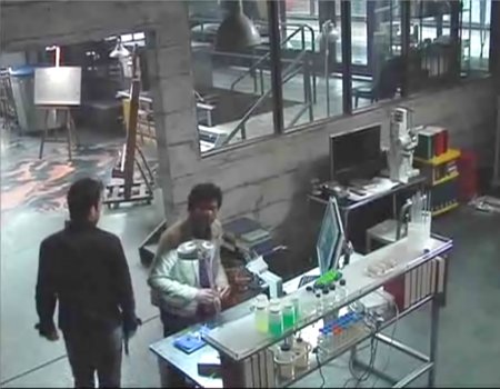 File:Surveillance Mohinder and Sylar.jpg