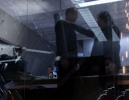 File:Hiro takes Noah to June 13th.jpg