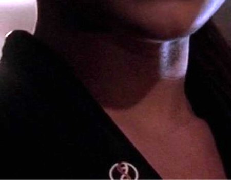 Fichier:F Claire's pin.jpg