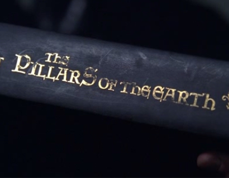 File:ThePillarsoftheEarth.jpg