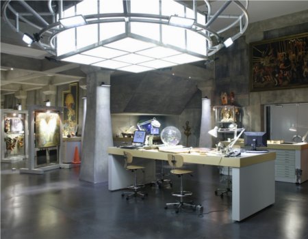 File:Archives hiro walks up.jpg