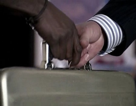 File:Dl returns money.jpg