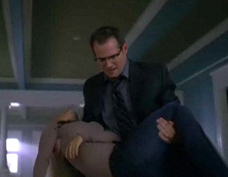 File:Noah Carrying Claire.jpg