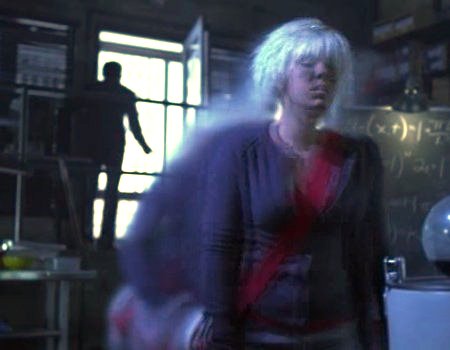 File:Powers Daphne visits mohinder.jpg