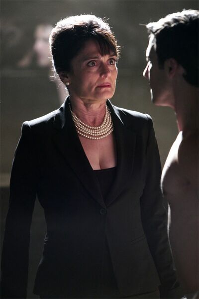 File:Angela-petrelli-pic.jpg