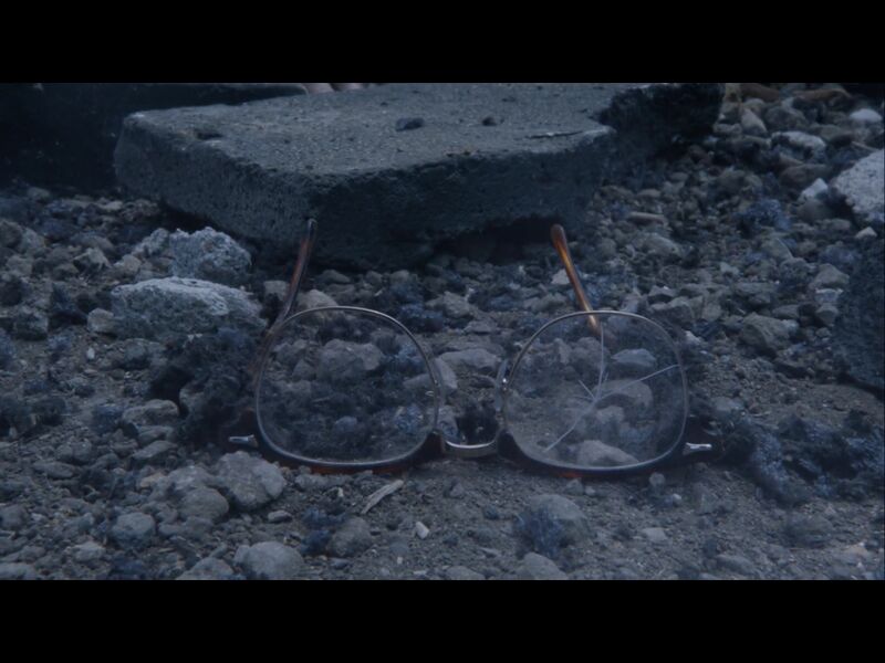 File:Shattered glasses.jpg